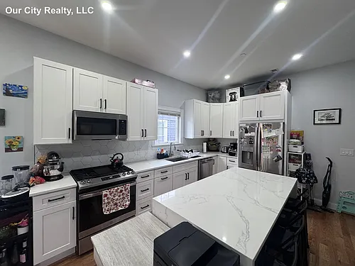 68 Dimick St Photo 1