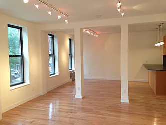 Rented by Rolling Stone Realty LLC