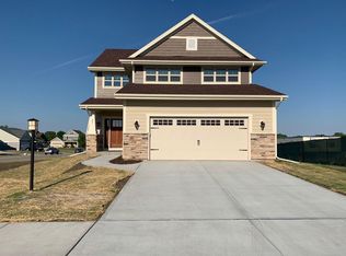 201 Veranda Ln, Racine, WI 53406