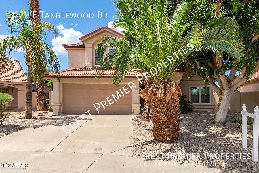 1st image of 3220 E Tanglewood Dr