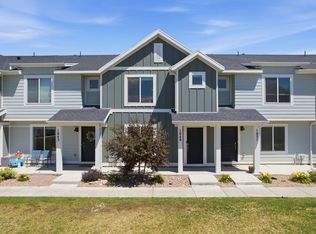 1049 E Regatta Ln, Saratoga Springs, UT 84045