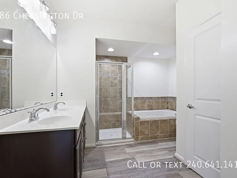 386 Chessington Dr — Photo 17