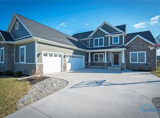 4598 Turtle Creek Dr, Perrysburg, OH 43551
