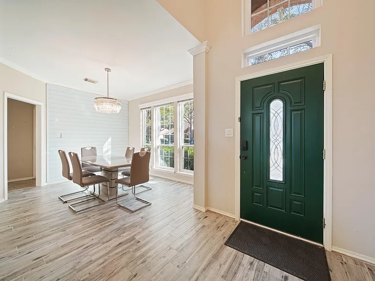16322 Drystone Ln — Photo 7