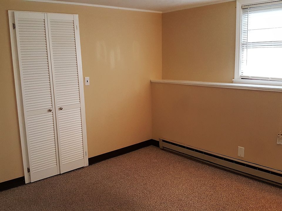 2nd image of 115 Liberty St