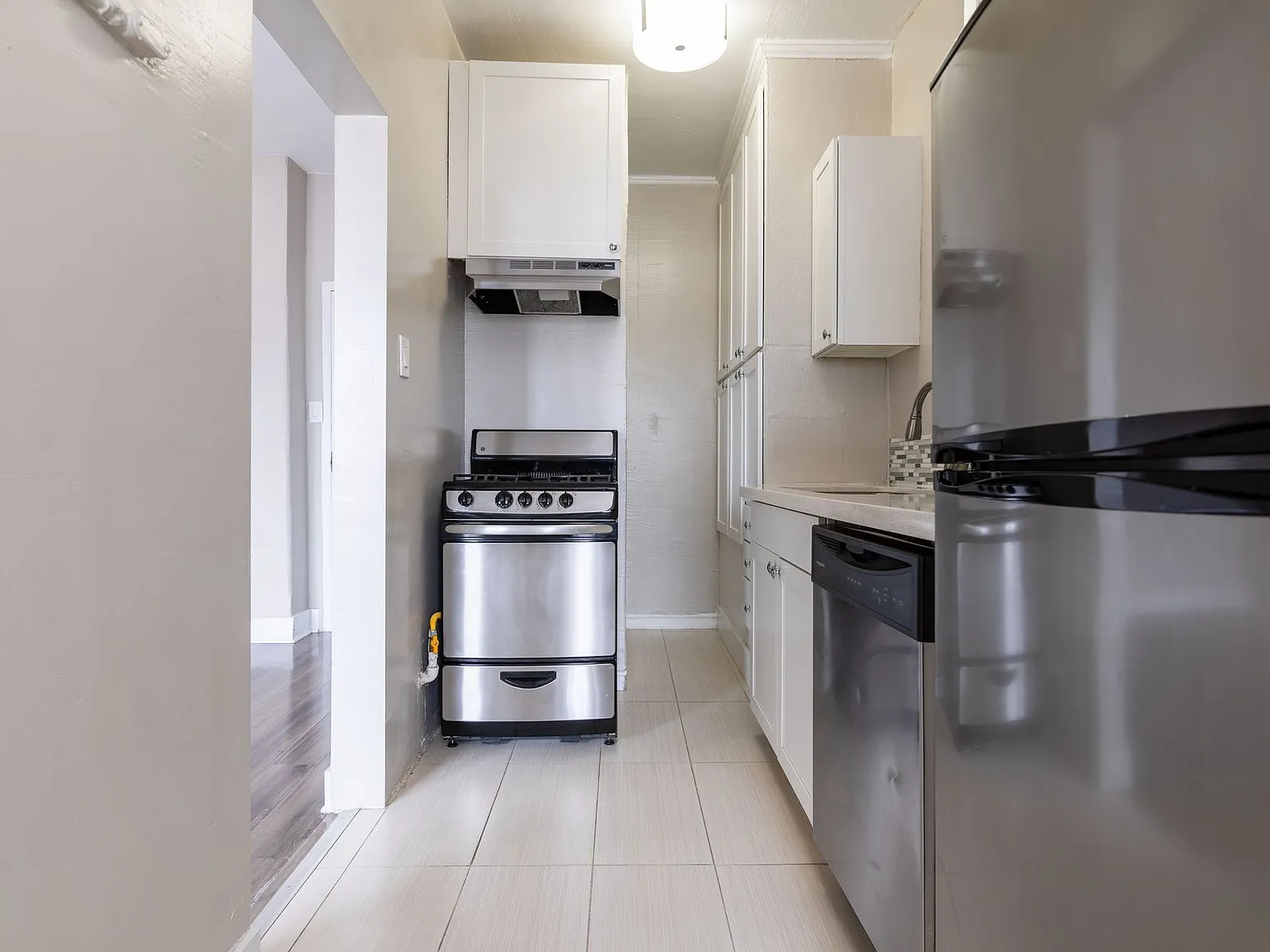 Seven Lions Apartments — Photo 4