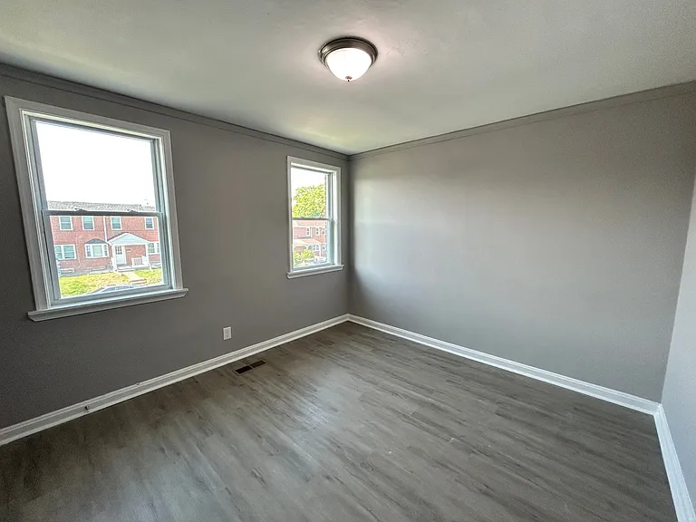 1503 Aldeney Ave — Photo 54