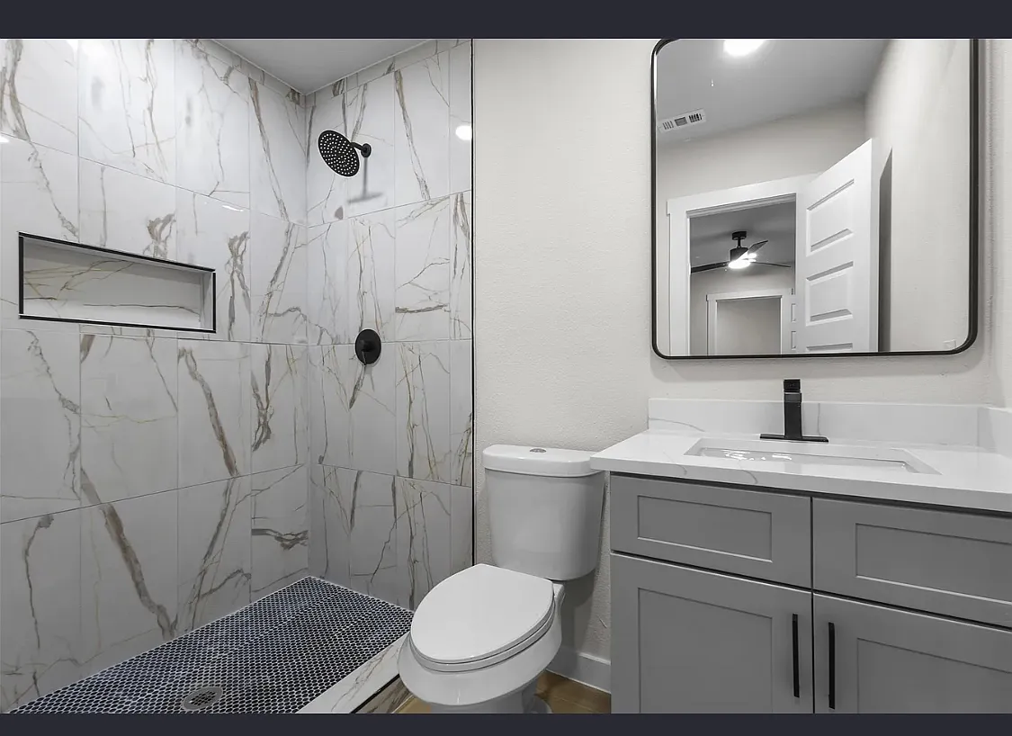 3 bed, 1300 sqft, $2,250 — Photo 4