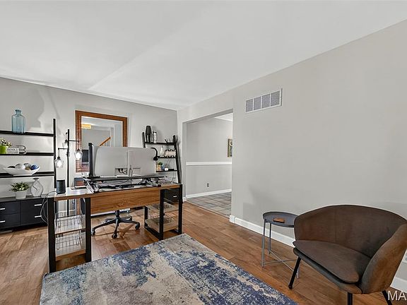 3rd image of 3024 Armona Dr