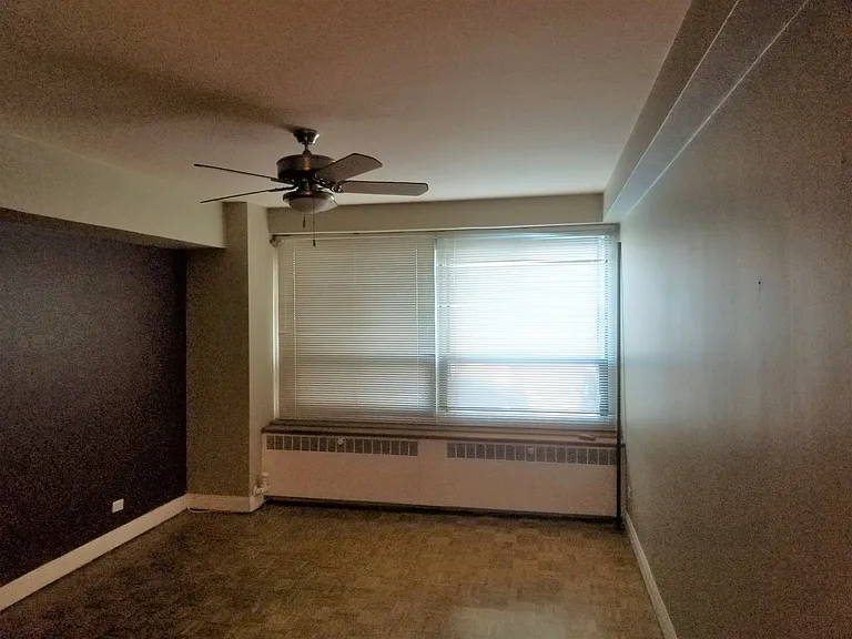 4180 Marine Terrace Apartments — Photo 133