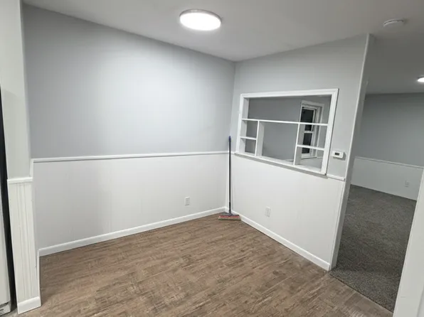 41 E Cayuga St #2, Oswego, NY 13126