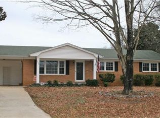 2202 Havenwood Rd, Dallas, NC 28034