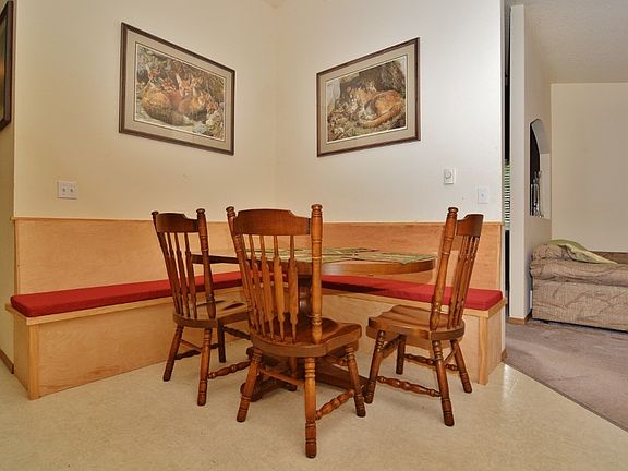 5th image of 8149 Chalet Ln NW