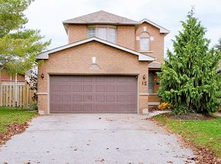 12 Gore Dr, Barrie, ON L4N 8L3