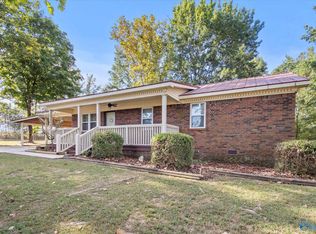 27872 Country Pl, Athens, AL 35613
