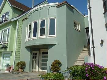 1st image of 106 Delano Ave