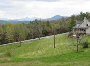 760 Pisgah Rd, Raphine, VA 24472