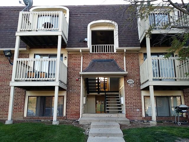 1st image of 1892 Somerset Dr