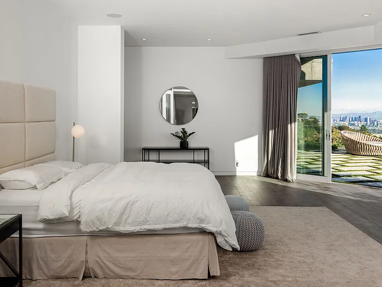 9305 Nightingale Dr — Photo 24