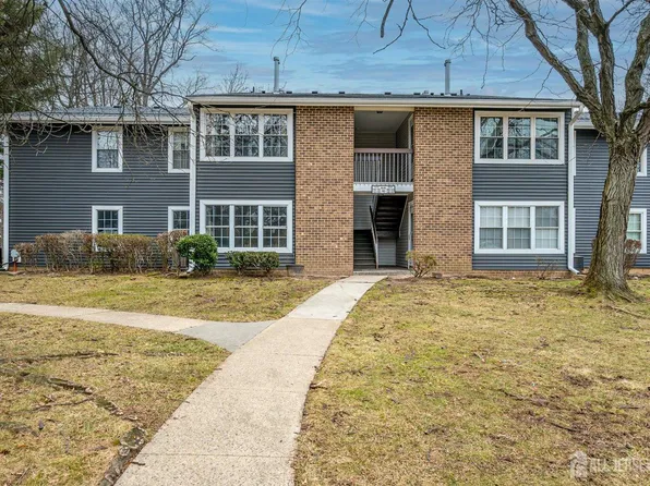 138 Pennsylvania Way, North Brunswick, NJ 08902