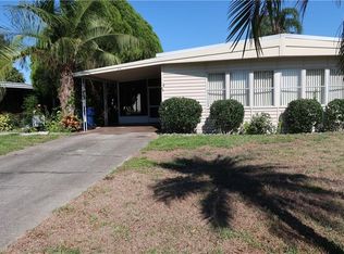 24 Hamilton Ln, Palm Harbor, FL 34684