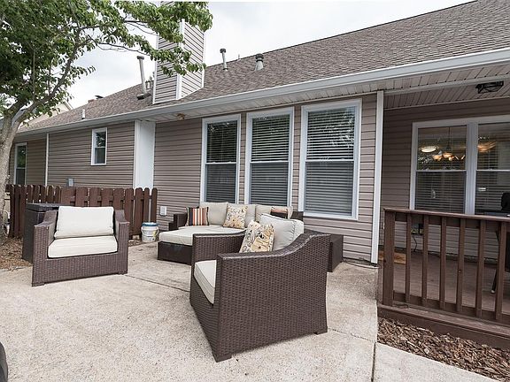 5th image of 2443 Maybrook Ct