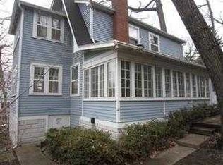 537 Glenview Rd, Williams Bay, WI 53191