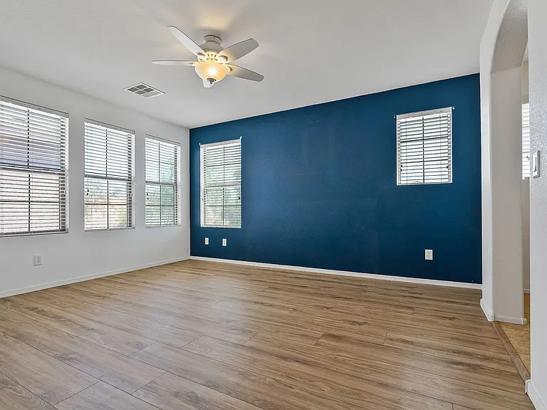35-web-or-mls-Done Interior 2_08052024