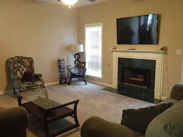 2nd image of 512 Mount Airy Dr