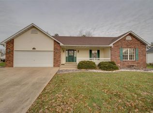 314 Hartcourt Ave, Jerseyville, IL 62052