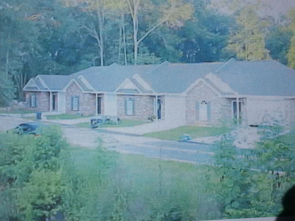 300 W. Railroad Ave.