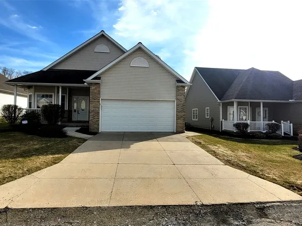 6610 Meadowland Cir, Erie, PA 16509