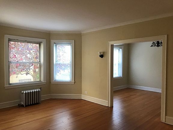 5th image of 917 Hinman Ave #I1