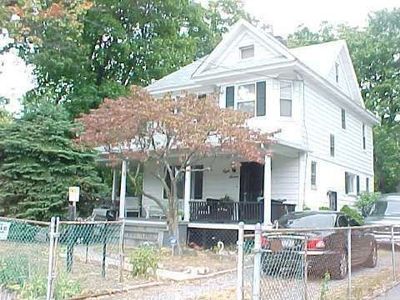 87 E Roosevelt Ave, Roosevelt, NY, 11575