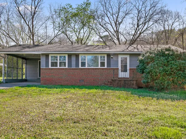 1108 Foster St, Rossville, GA 30741