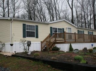 479 Wollups Hill Rd, Stevens, PA 17578