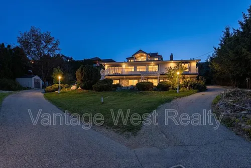 3940 Angus Dr Photo 1