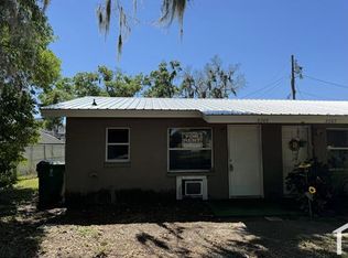 5743 11th St, Zephyrhills, FL 33542