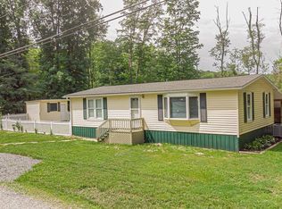 528 Starrett Ln, Ligonier, PA 15658