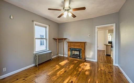 5th image of 54 Glenwood St