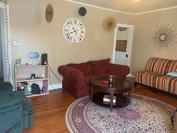 4th image of 1628 Farmer Ave