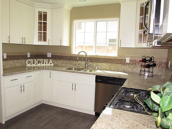 3rd image of 3191 Belair Ct
