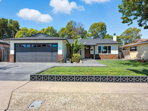 35794 Vinewood St, Newark, CA 94560