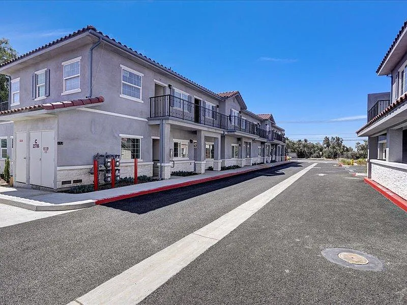 Property Photo - 23782 Hemlock Ave #2