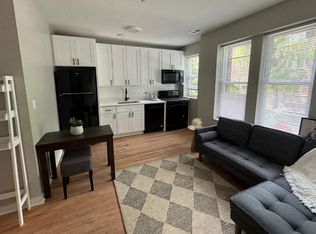 Leland Albany Commons, Chicago, IL 60625