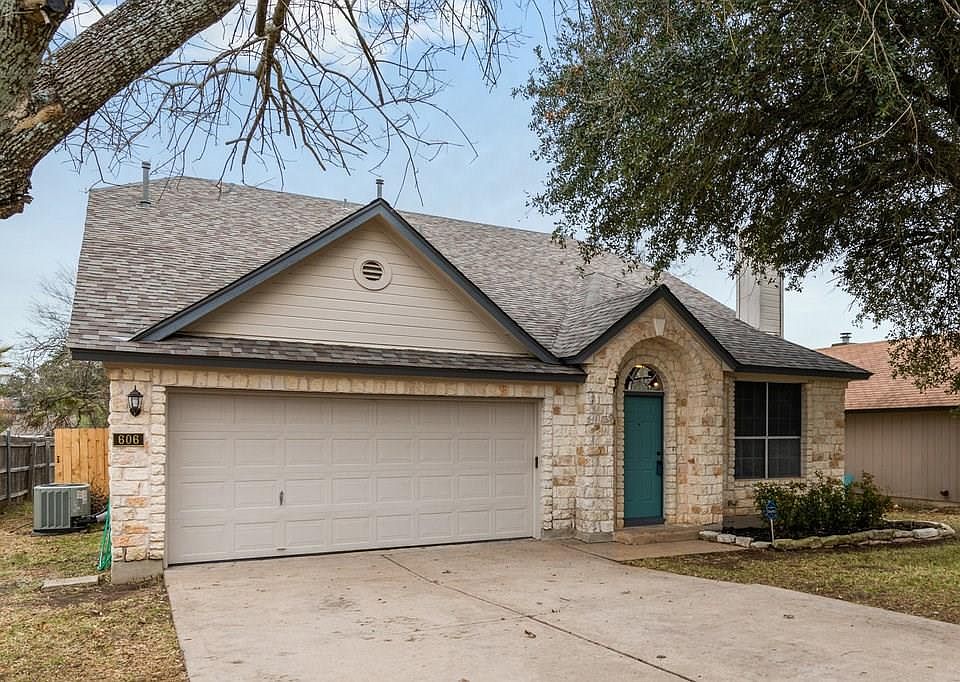 1st image of 606 Cactus Flower Dr