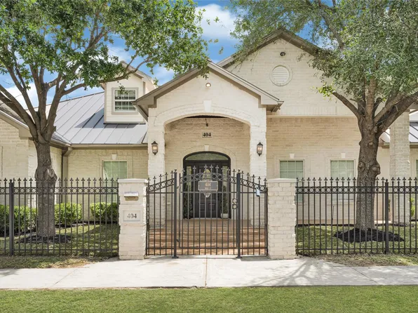 404 Moss St, Houston, TX 77009