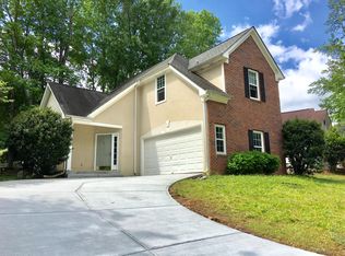 628 N Fairfield Dr, Peachtree City, GA 30269