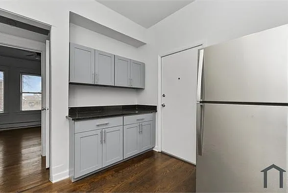 2 bed, $1,229 — Photo 2
