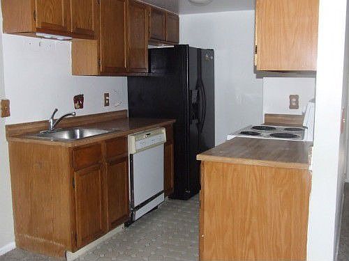 5th image of 1358 S Irving St #30